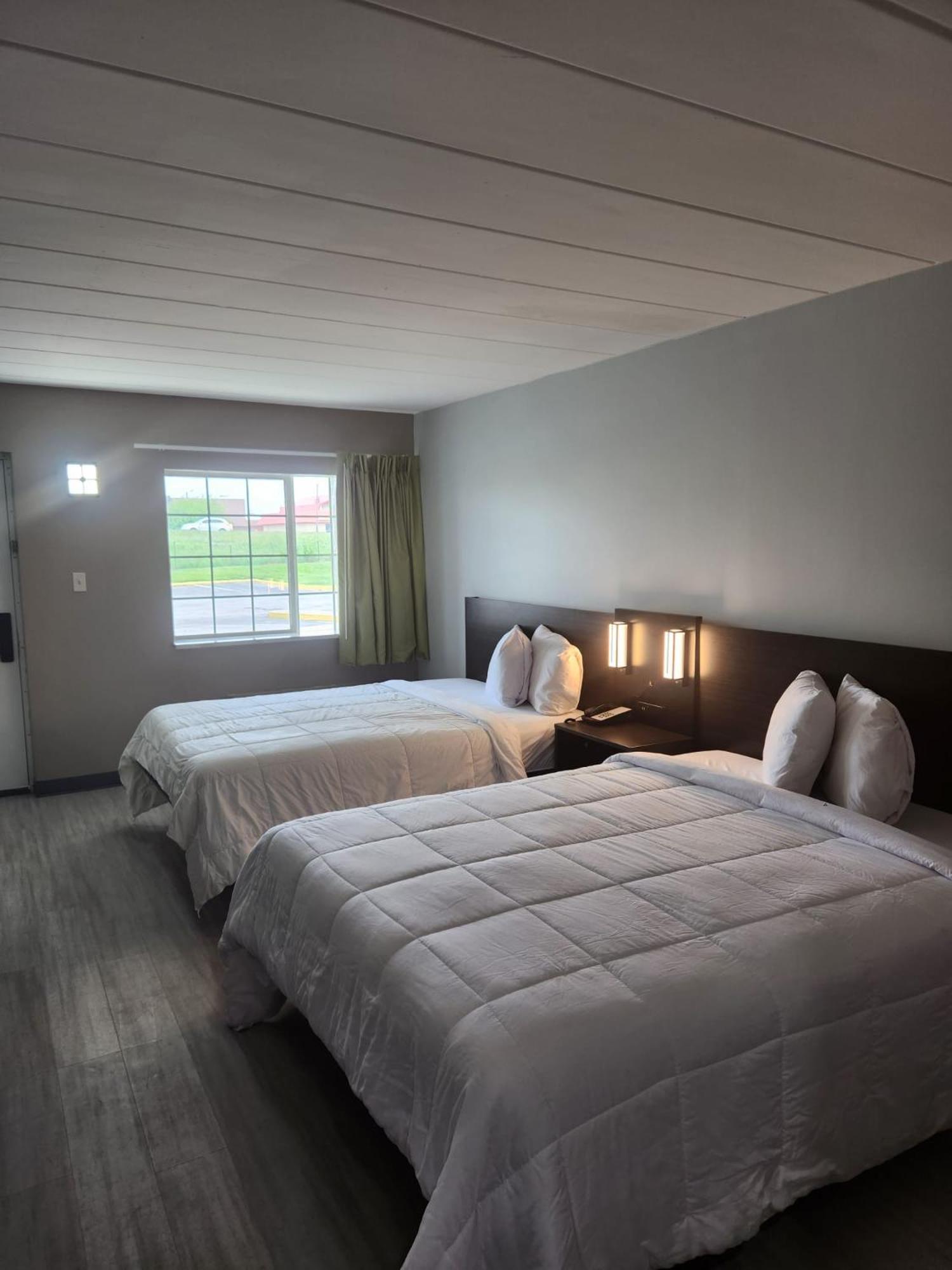 Royal Inn Hotel Indianapolis Eksteriør billede